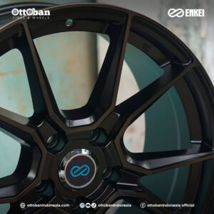 Velg Enkei SC51 Ring 18